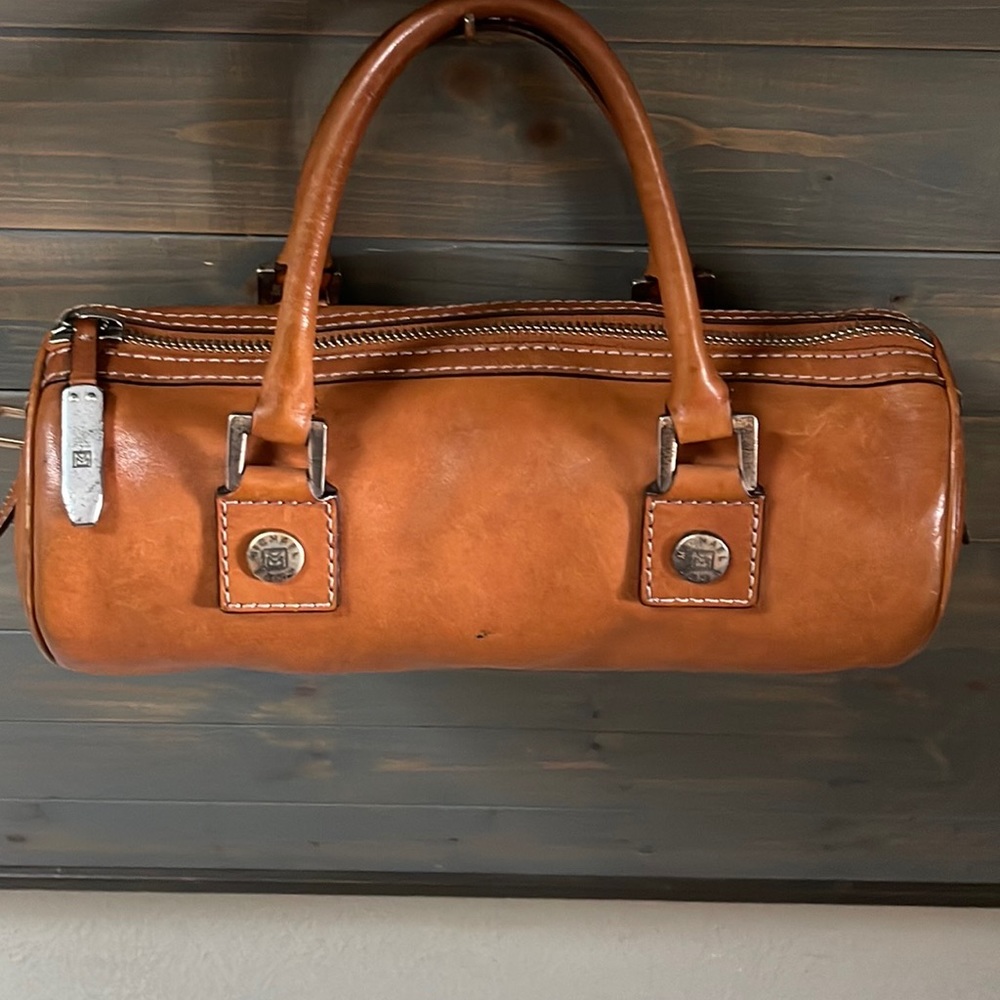 Vintage Michael Kors Tan Leather Barrel Satchel - Picture 4 of 15
